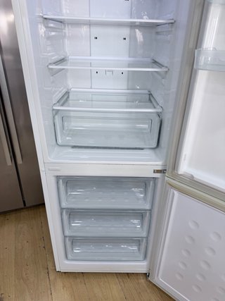 Frigorífico Combi Samsung 177cm No Frost A+