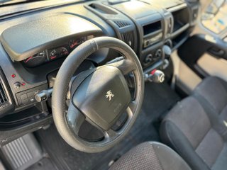 Peugeot Boxer CAMION PLUMA Y VOLQUETE