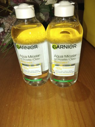 2 Aguas Micelares en Aceite Garnier