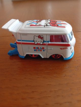 Hot Wheels Hello Kitty