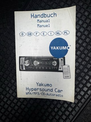 Autorradio Yakumo Hypersound CD/MP3