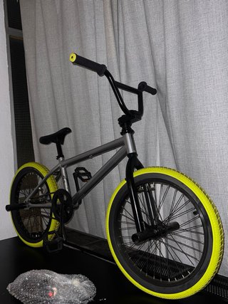 Bicicleta BMX Wipe 520 20 pulgadas