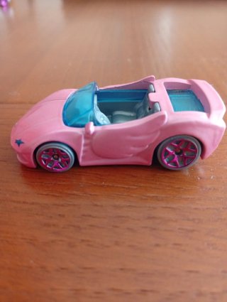 Coche Hot Wheels Barbie