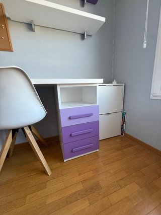 Conjunto de muebles juveniles
