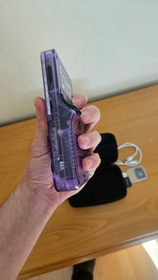 Consola R36S Morada NUEVA + microSD 64GB + Funda