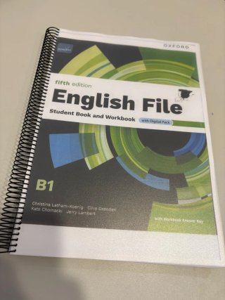 English File 5th Edition B1. Student's Book and...