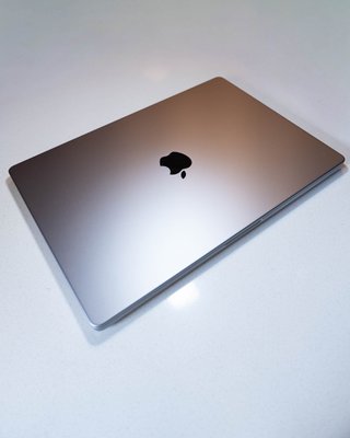 MacBook Pro 16 M1 PRO 16GB RAM 1TB SSD