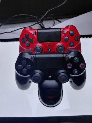 PlayStation 4 (PS4) Pack con mas cosas y accesorio