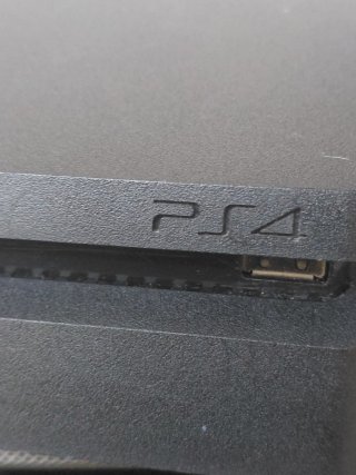 PlayStation 4 (PS4) Pack con mas cosas y accesorio