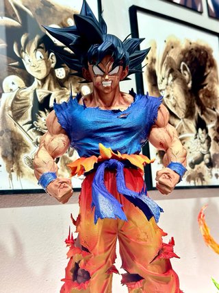 Goku White Hole 1/4 Base version + Package /RECAST