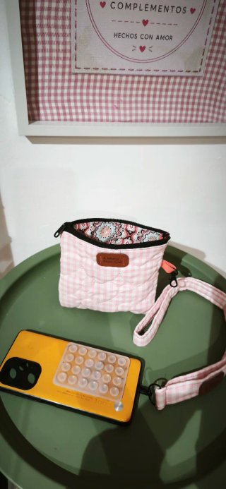 Conjunto de Funda y Correa para Móvil