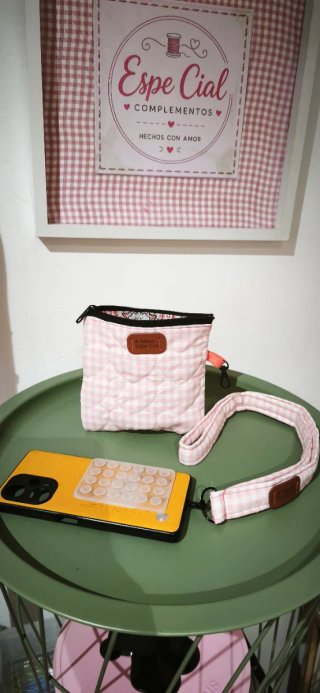 Conjunto de Funda y Correa para Móvil