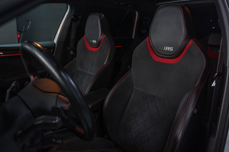 Škoda Octavia Combi 2.0 TSI RS 2019, foto 17