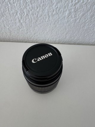 Objetivo Canon EF-S 18-55mm IS II