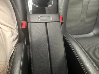 Mercedes-Benz A 250e Híbrido Aut. 218CV