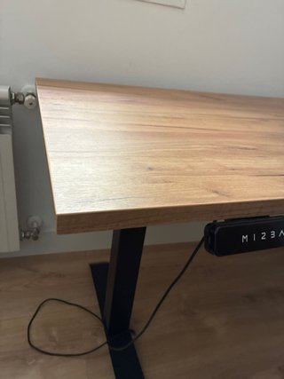 Escritorio Elevable Madera y Metal