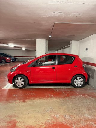 Alquiler plaza de parking para coche pequeño