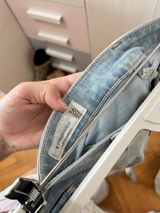 Pantalón D04 Stradivarius