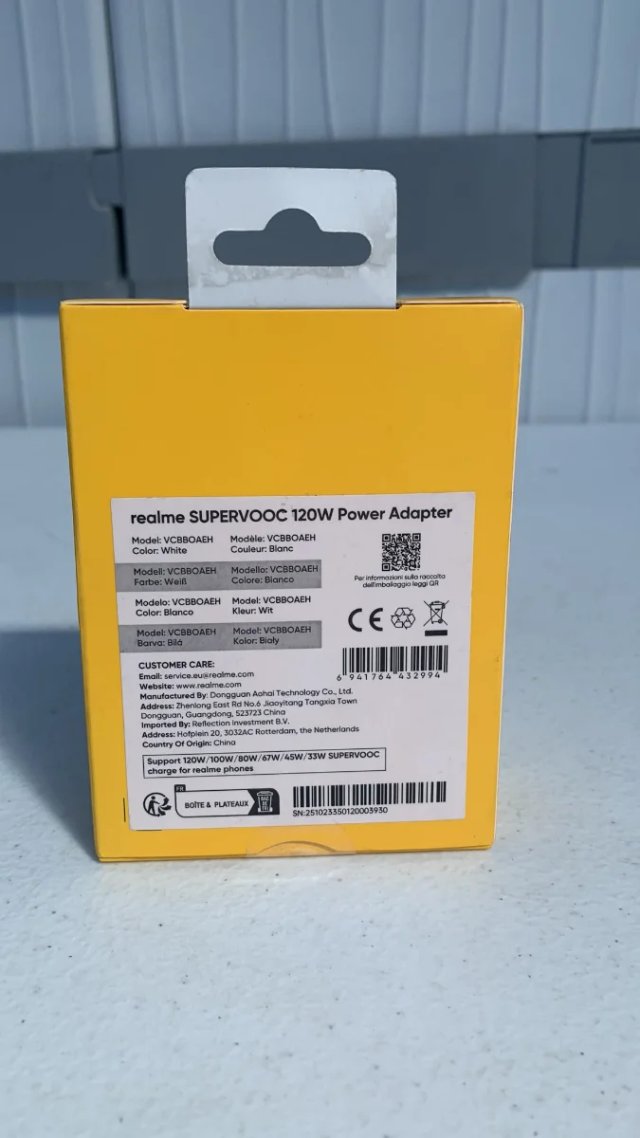 Cargador realme SUPERVOOC 45W Blanco