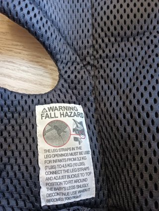 Portabebés BabyBjörn azul marino