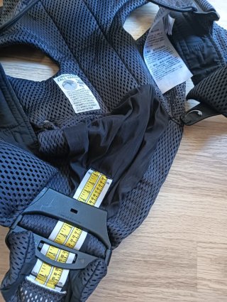 Portabebés BabyBjörn azul marino