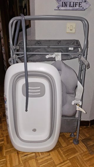 Bañera para Bebé Twistshake con Soporte