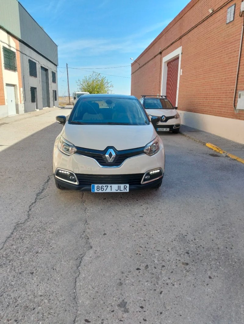 Renault Captur 1.5 dCi Energy eco2 S&S Zen 2016, foto 4