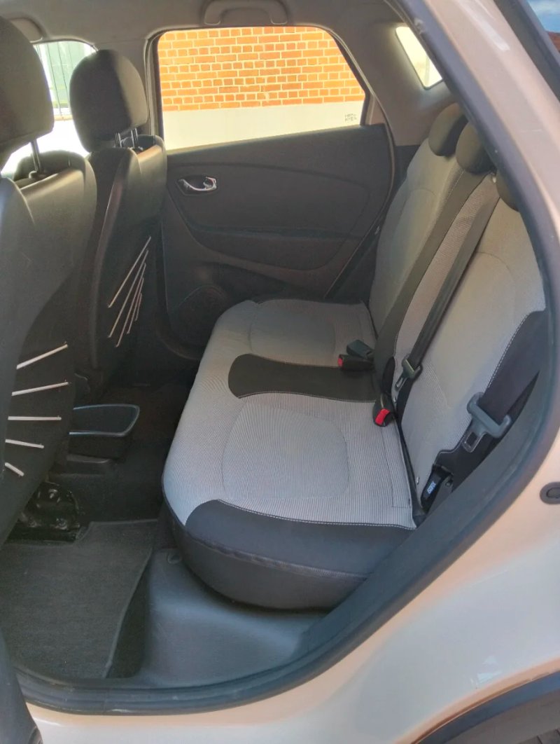 Renault Captur 1.5 dCi Energy eco2 S&S Zen 2016, foto 10