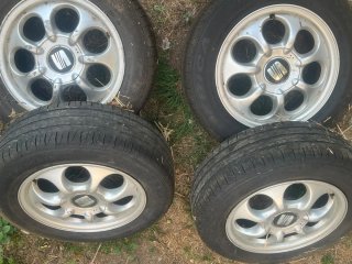 Set de 4 Llantas SEAT leon 15 gomas mui bien
