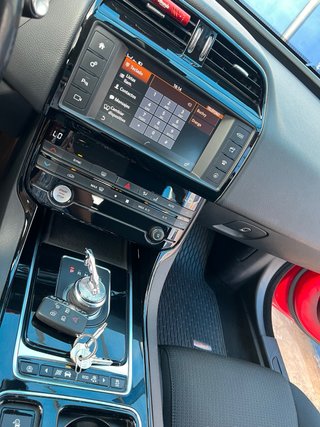 Jaguar XE 2019