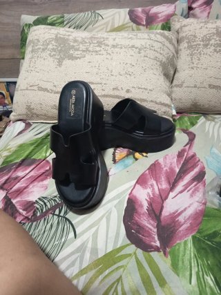 Zuecos ALTA MODA Negros Talla 40