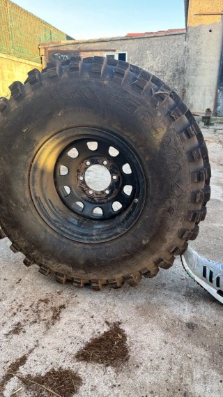 Ruedas 33x12.5 R15