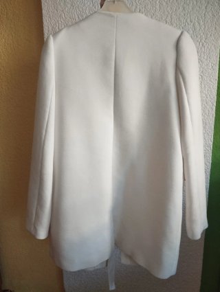 Chaqueta Blanca Zara