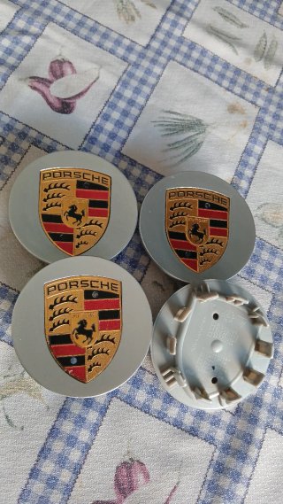 4 Tapabujes Porsche Plata