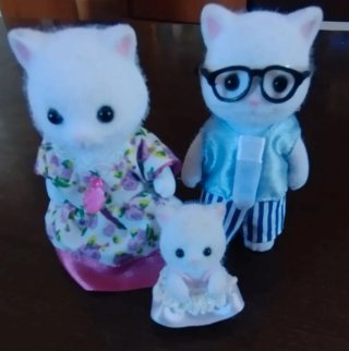 Familia Gatos Persas Sylvanian Families