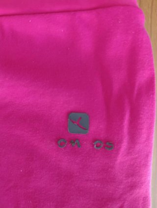 Pantalón deportivo rosa talla 150