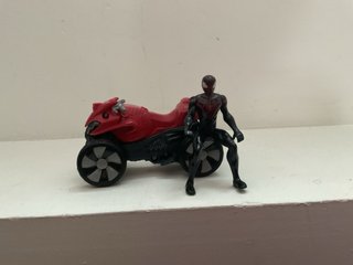 Figura Spider-Man en Quad