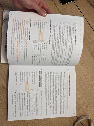 A punt 4, B2, curs de català Llibre d'exercicis