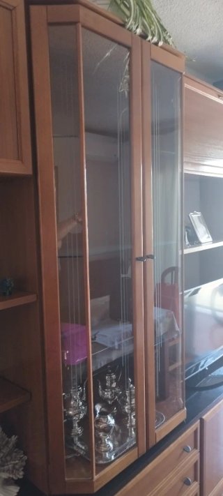 Mueble bar salón madera