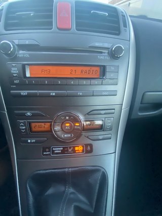 Toyota Auris 2010