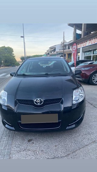 Toyota Auris 2010