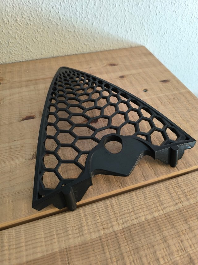 Grill Frontal Alfa Romeo GT