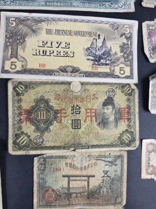 Conjunto de 15 billetes japoneses