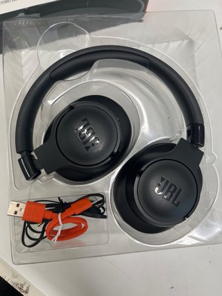 Auriculares JBL Tune 760NC con cancelación