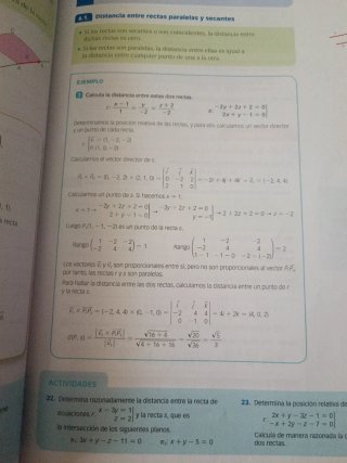 Matemáticas II, 2 Bachillerato serie Resuelve
