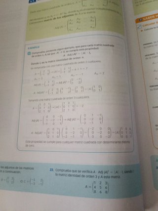 Matemáticas II, 2 Bachillerato serie Resuelve