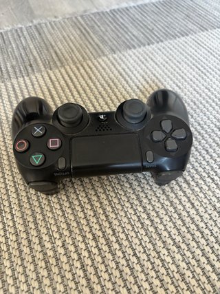 PlayStation 4 Slim Negra