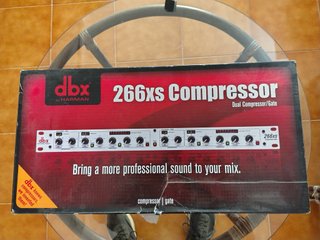 DBX 266XS Compressore Dual Gate 2 Canali
