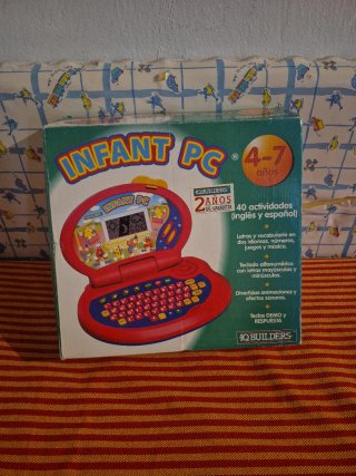 Infant PC en su caja