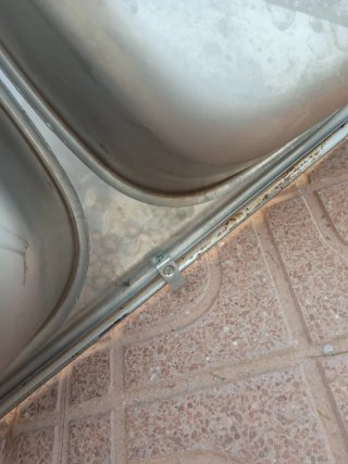 Fregadero de Acero con Dos Senos y Grifo